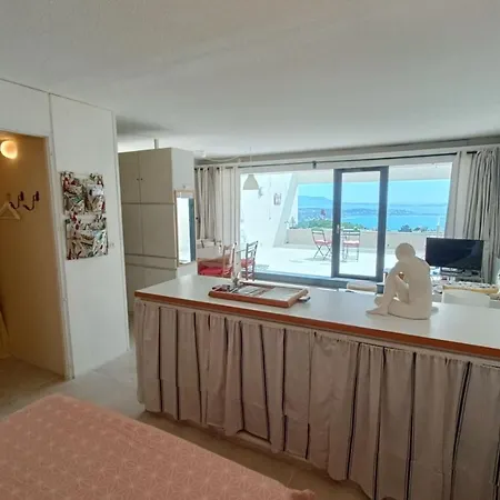 For 4 Terrace With Sea View 邦多勒