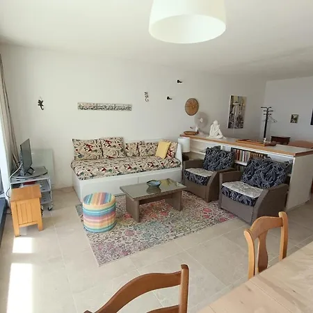 公寓 For 4 Terrace With Sea View *