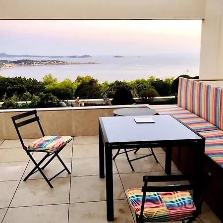 For 4 Terrace With Sea View 邦多勒